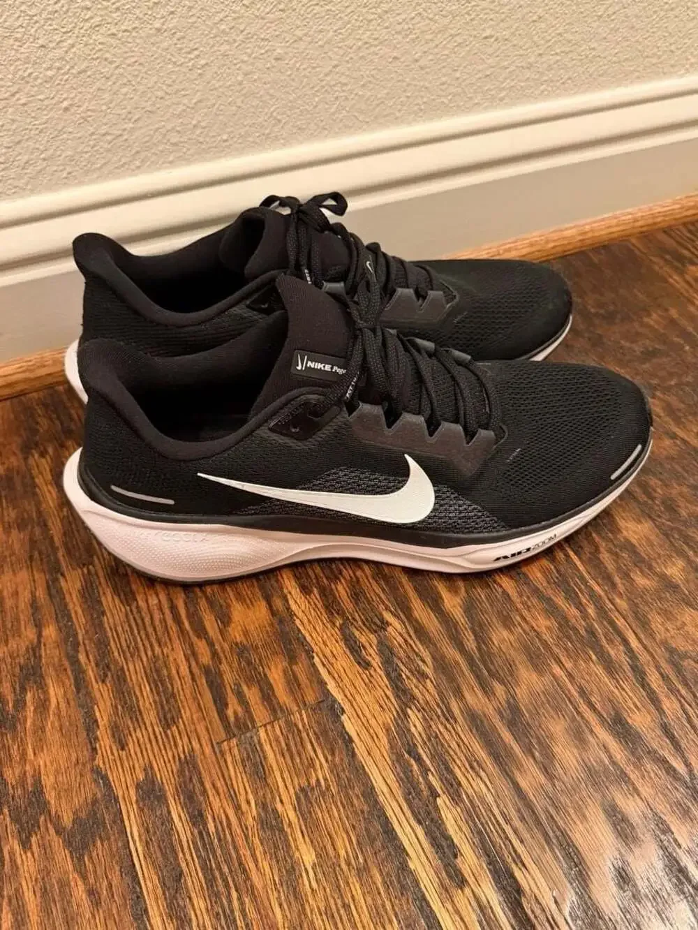 Nike Pegasus 40 Men's Running Shoes Black/White Size 14 (Style FD2722-002)